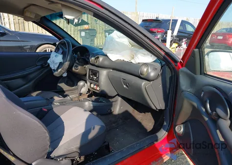 2005 Pontiac Sunfire из США, поврежденный, VIN 3G2JB12F25S166689